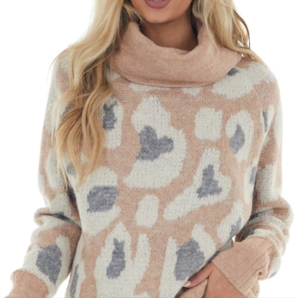 ENTRO BRAND NEW SWEATER WITH TAGS - Picture 5 of 5